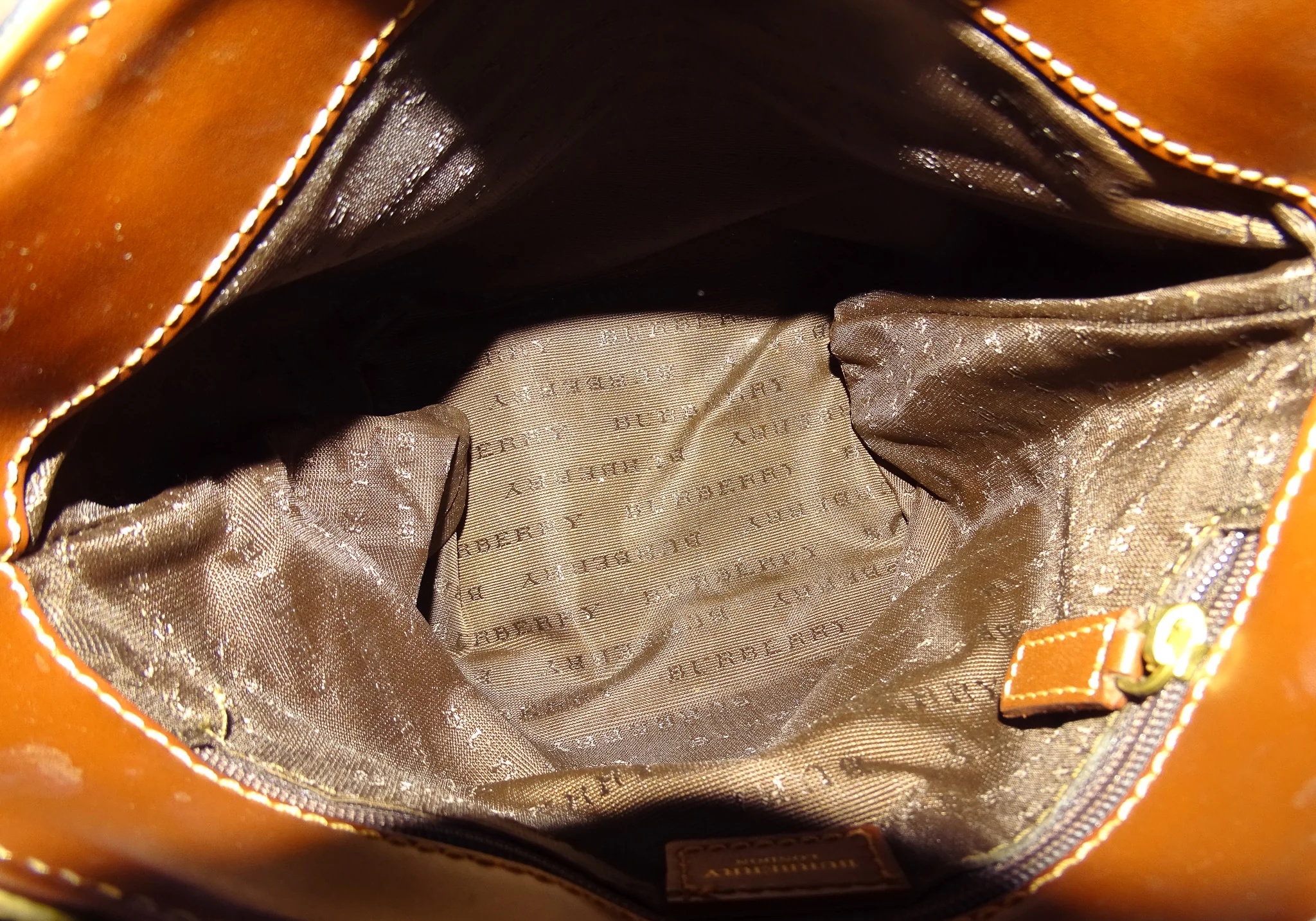 Burberry Tote Mini Haymarket Check and Leather - Image 12