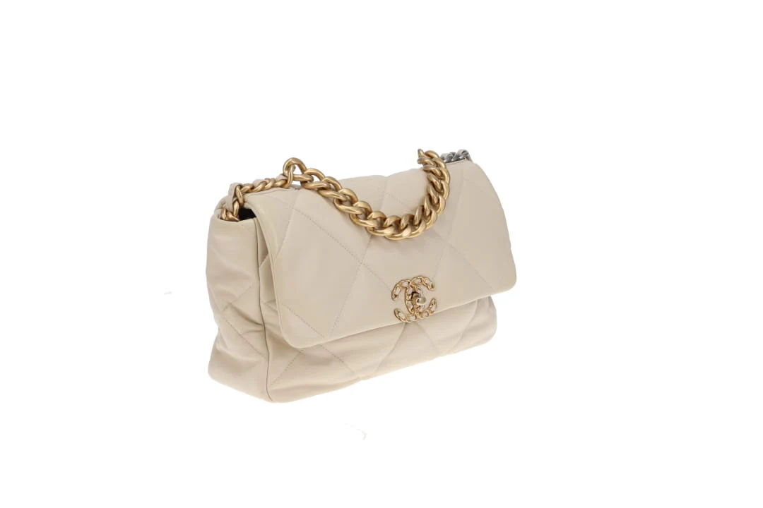Chanel 19 Medium In Ivory Lambskin 2020 - Image 5