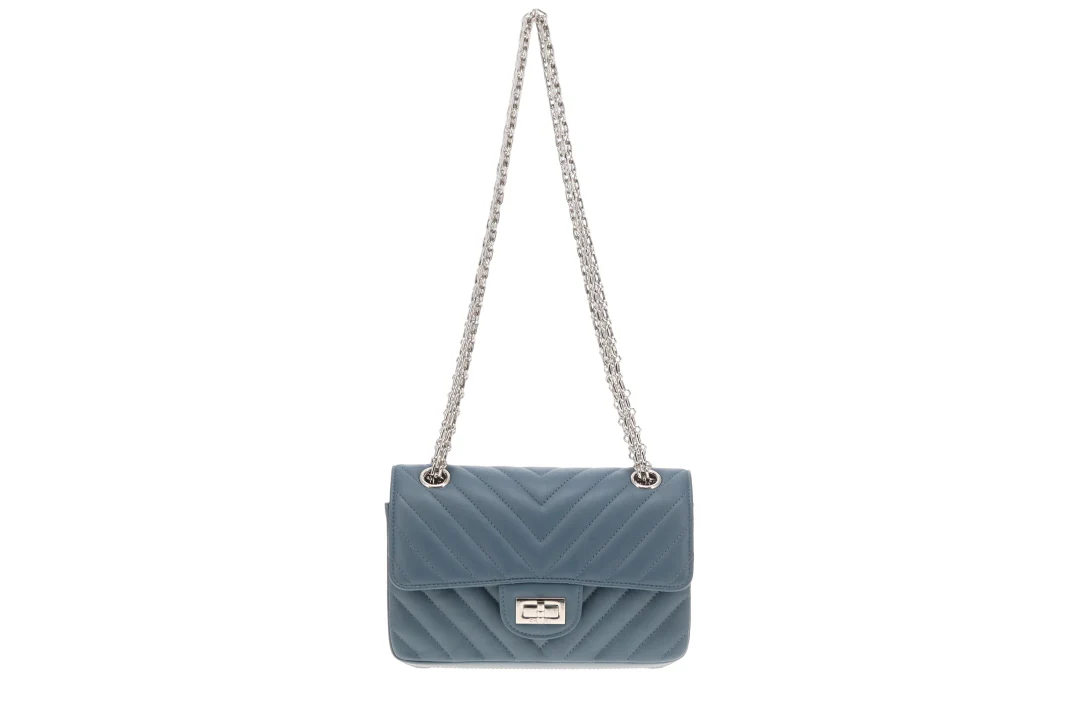 Chanel 2.55 Reissue Flap Bag In Aged Calfskin Chevron Blue 2023 - Image 4