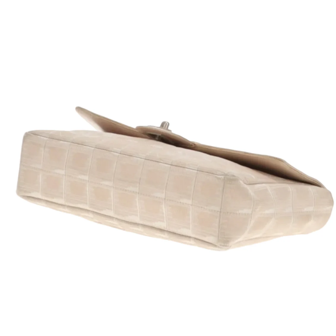 Chanel Beige Travel Ligne Single Flap Shoulder Bag 2002/03 - Image 11