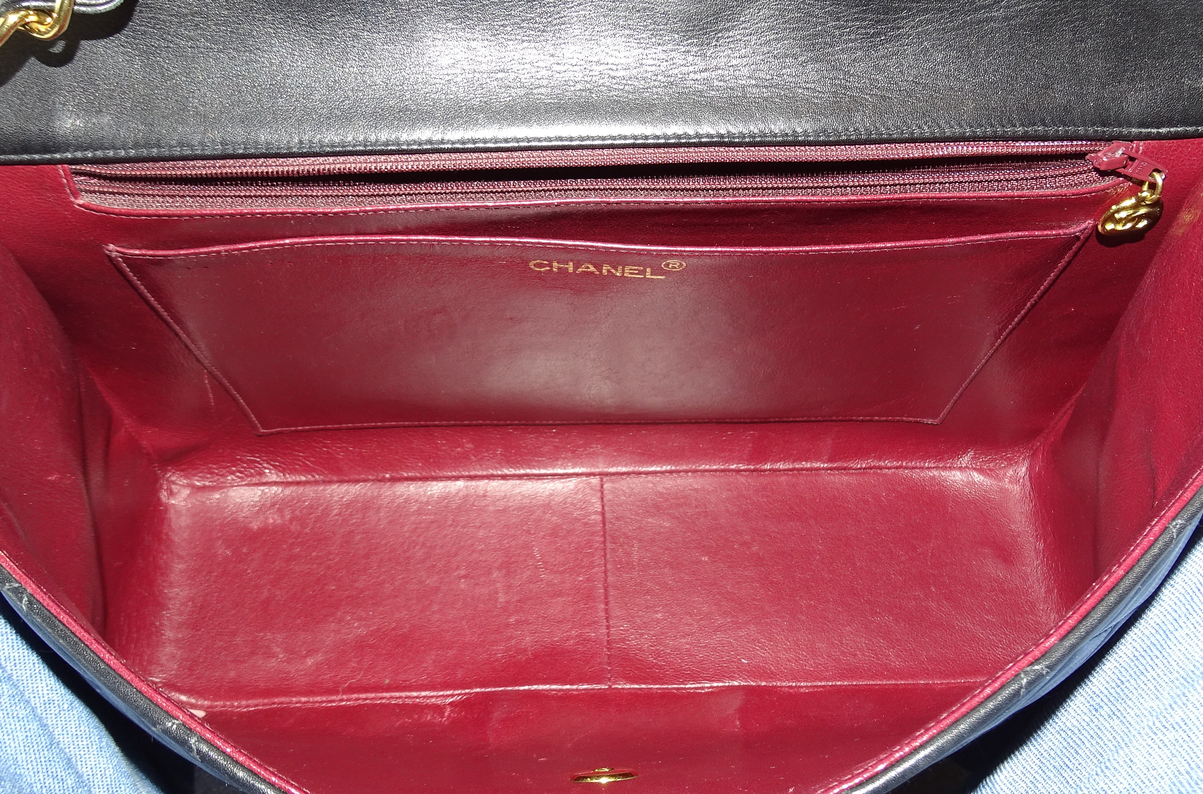 Chanel Classic Single Flap Vintage XL CC Black Lambskin GHW 1994/96 - Image 13