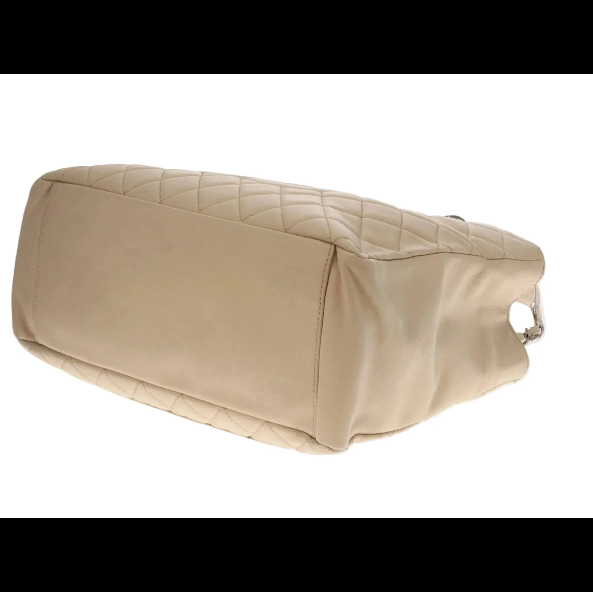 Chanel GST Light Beige New Model With Ruthenium Hardware 2009 - Image 9