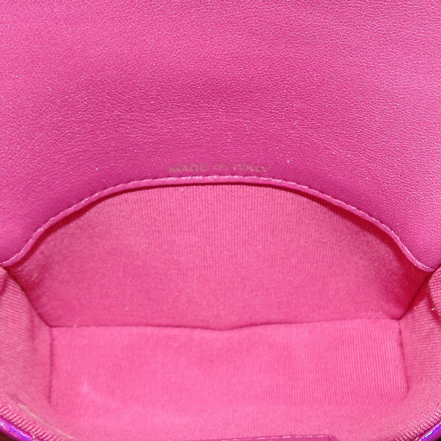 Chanel Hook Cardholder Pink Iridescent Quilted Patent (VIP Gift) - Image 11