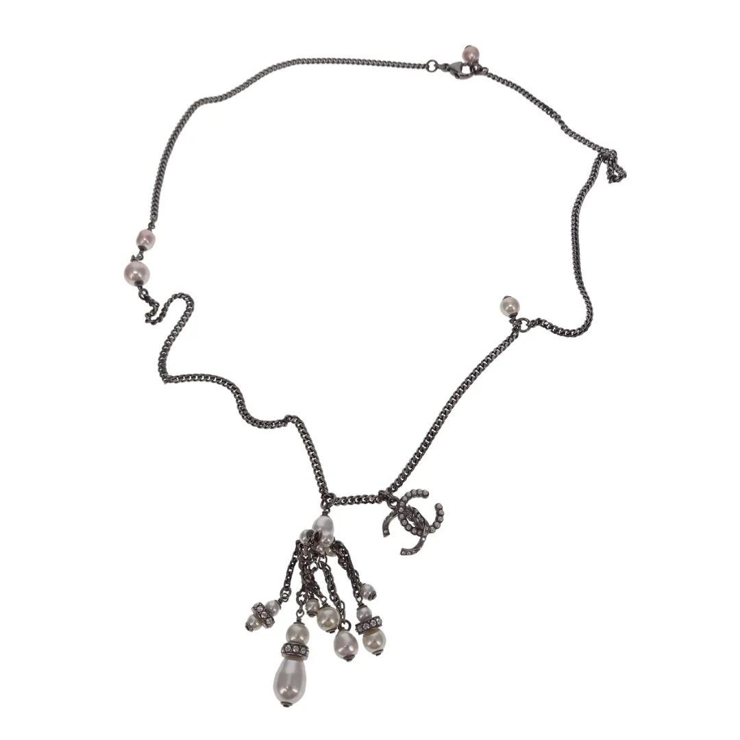 Chanel Ruthenium & Costume Pearl Cluster Pendant Necklace Short - Image 3