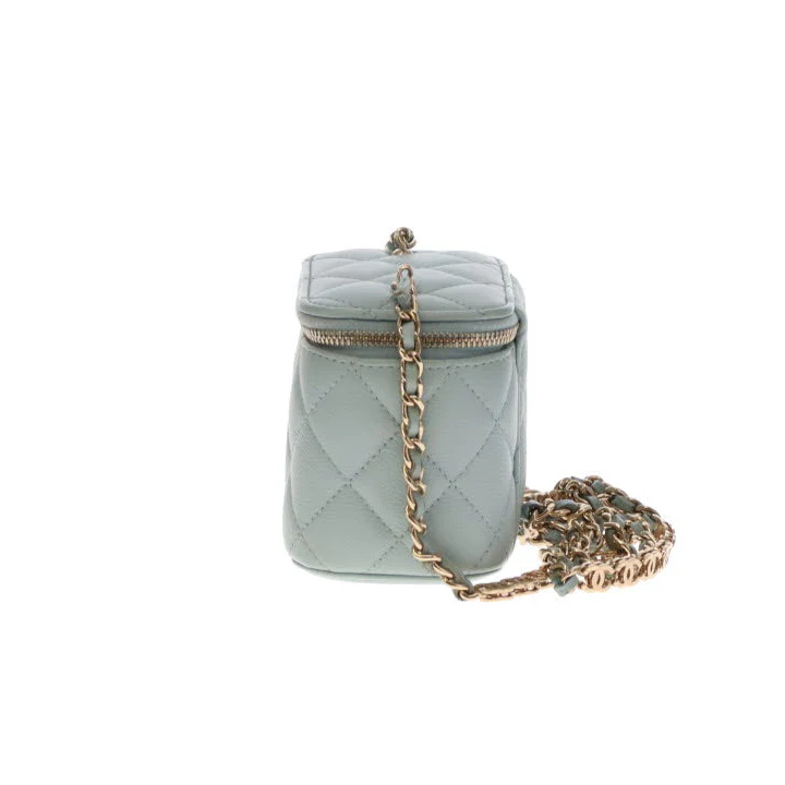 Chanel Vanity Mini Duck Egg Blue Caviar CC Chain Detail 2021 - Image 10
