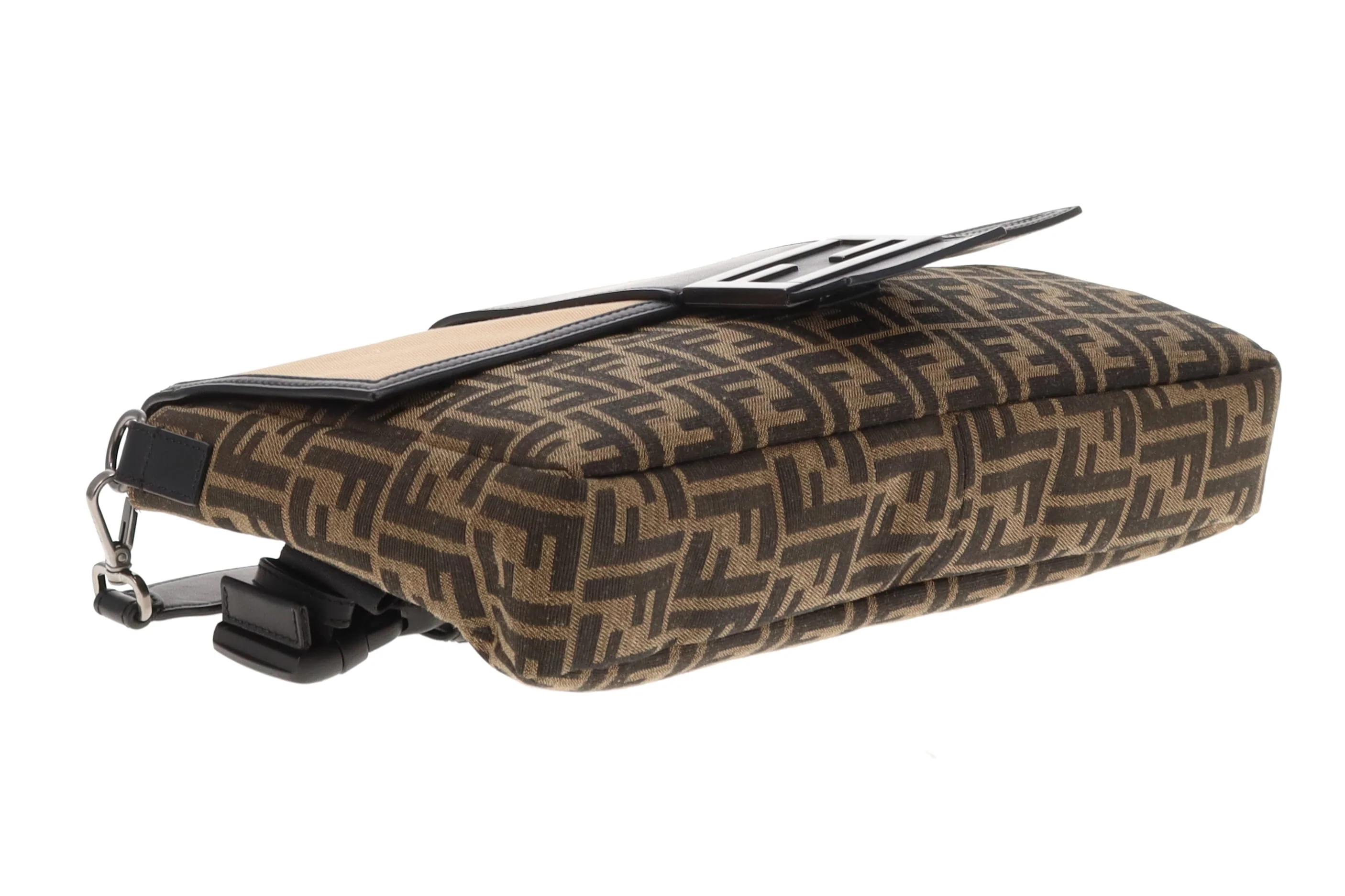 Fendi Baguette Large Convertible Belt Bag Zucca and Canvas - Image 9