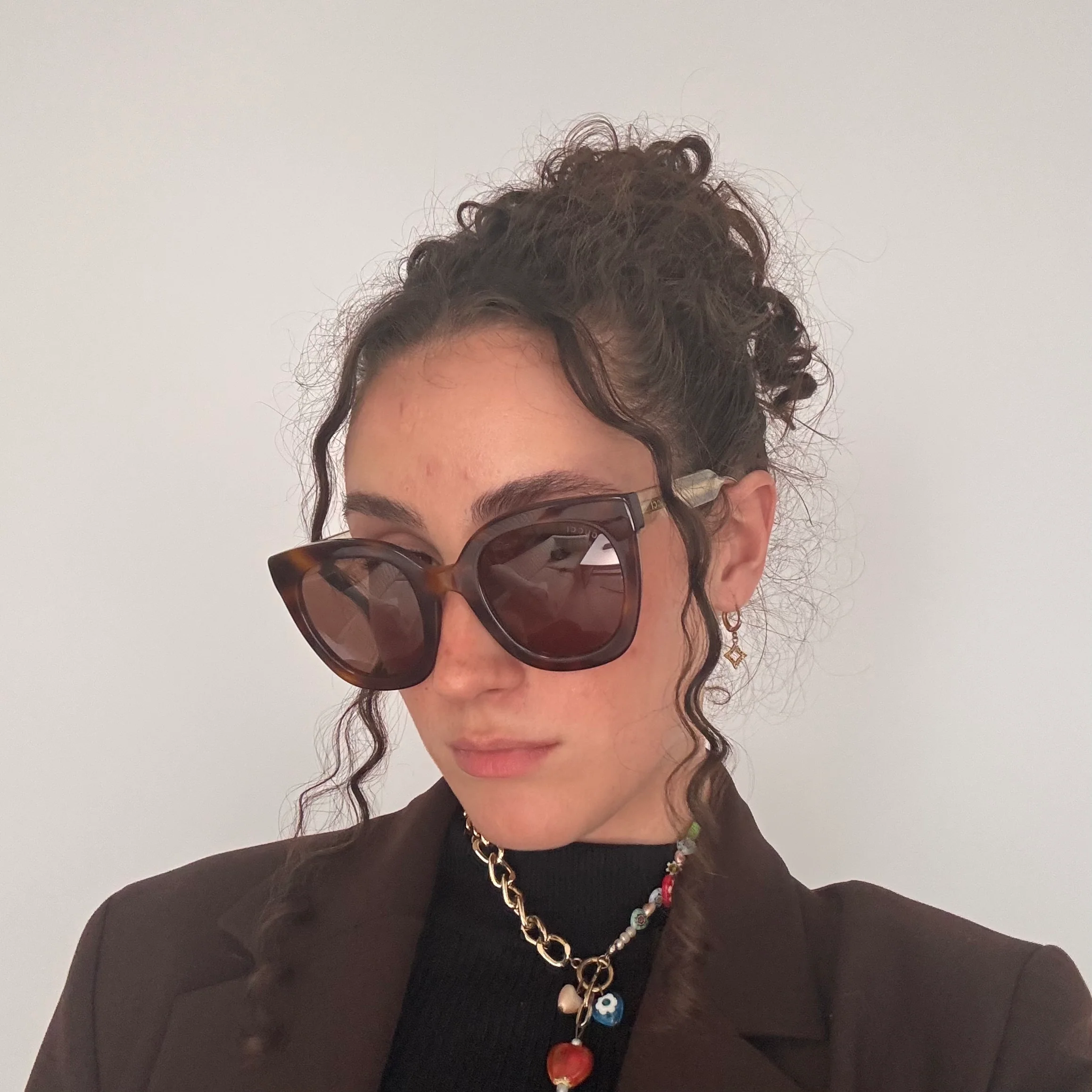 Gucci Cat Eye Tortoise & Gold Resin Frame Sunglasses GG06564S - Image 5