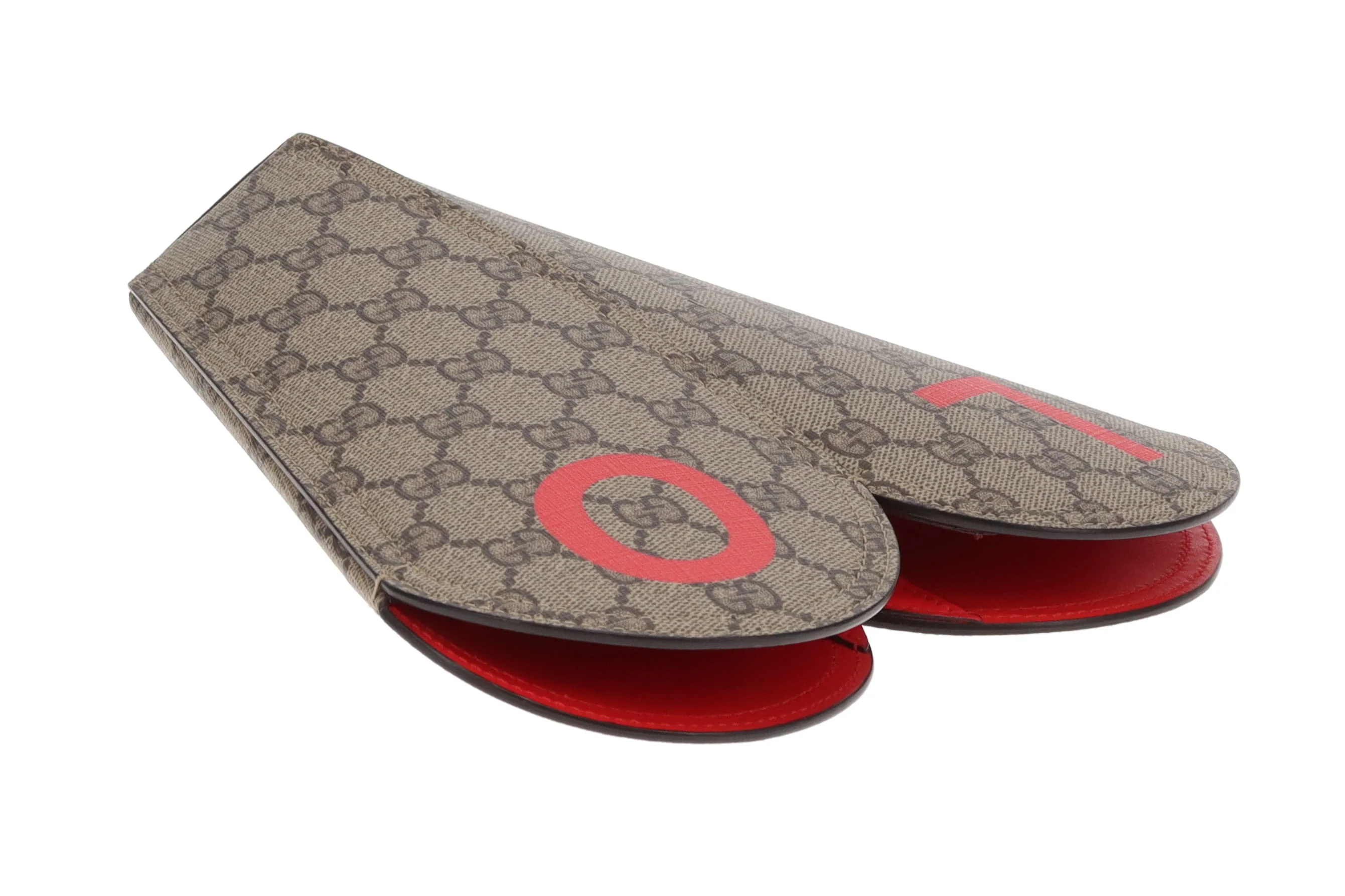 Gucci Valentine's Day Limited Edition Love Heart Bag - Image 10