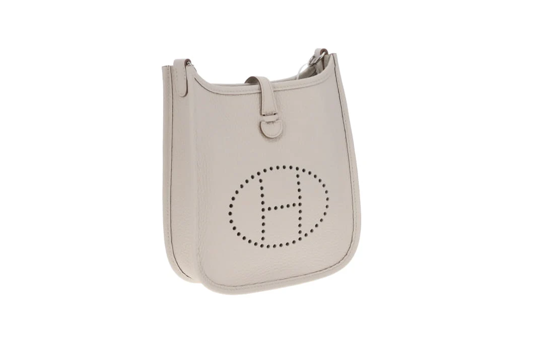 Hermes Evelyne TPM Gris Pale Clemence Leather 2024 - Image 5