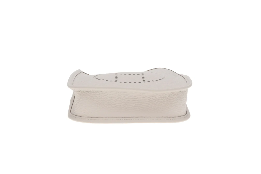 Hermes Evelyne TPM Gris Pale Clemence Leather 2024 - Image 9