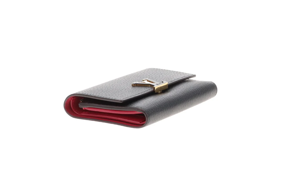 Louis Vuitton Capucines Wallet Black with Pink MI2178 - 2018 - Image 6