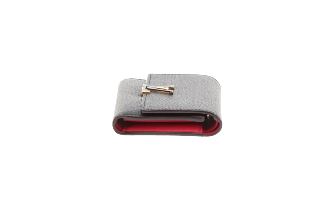 Louis Vuitton Capucines Wallet Black with Pink MI2178 - 2018 - Image 9