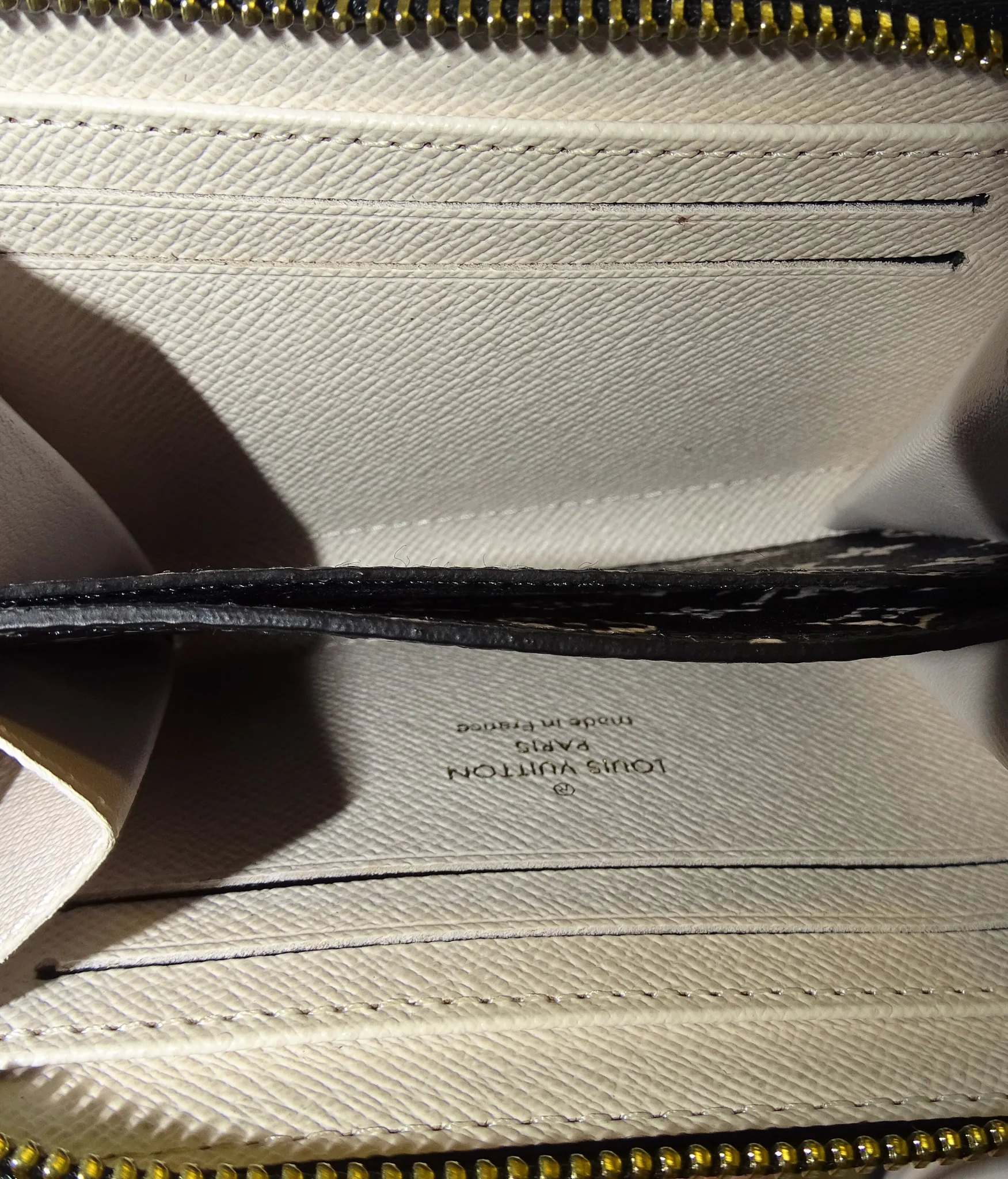 Louis Vuitton Crafty Zippy Wallet (NFID) - Image 9