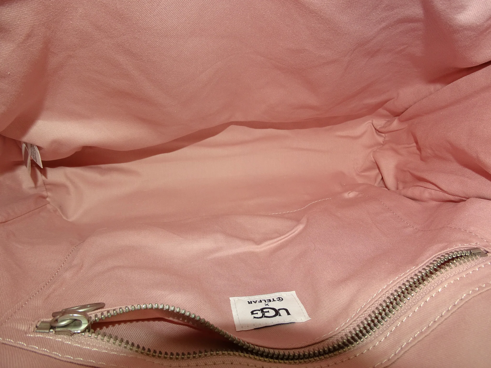 Telfar X UGG Medium Shopper Baby Pink - Image 13